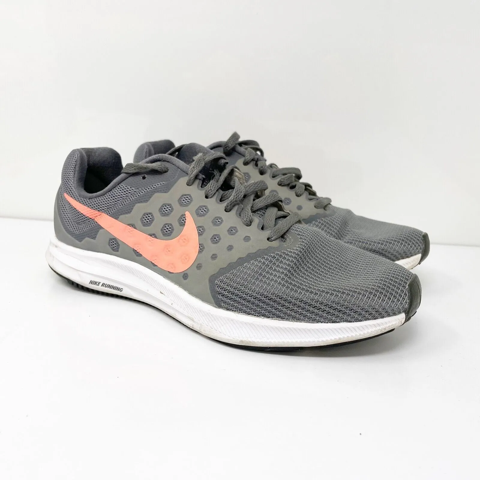 Nike Womens Downshifter 7 881585-001 Gray Running Shoes Sneakers Size 7.5 W