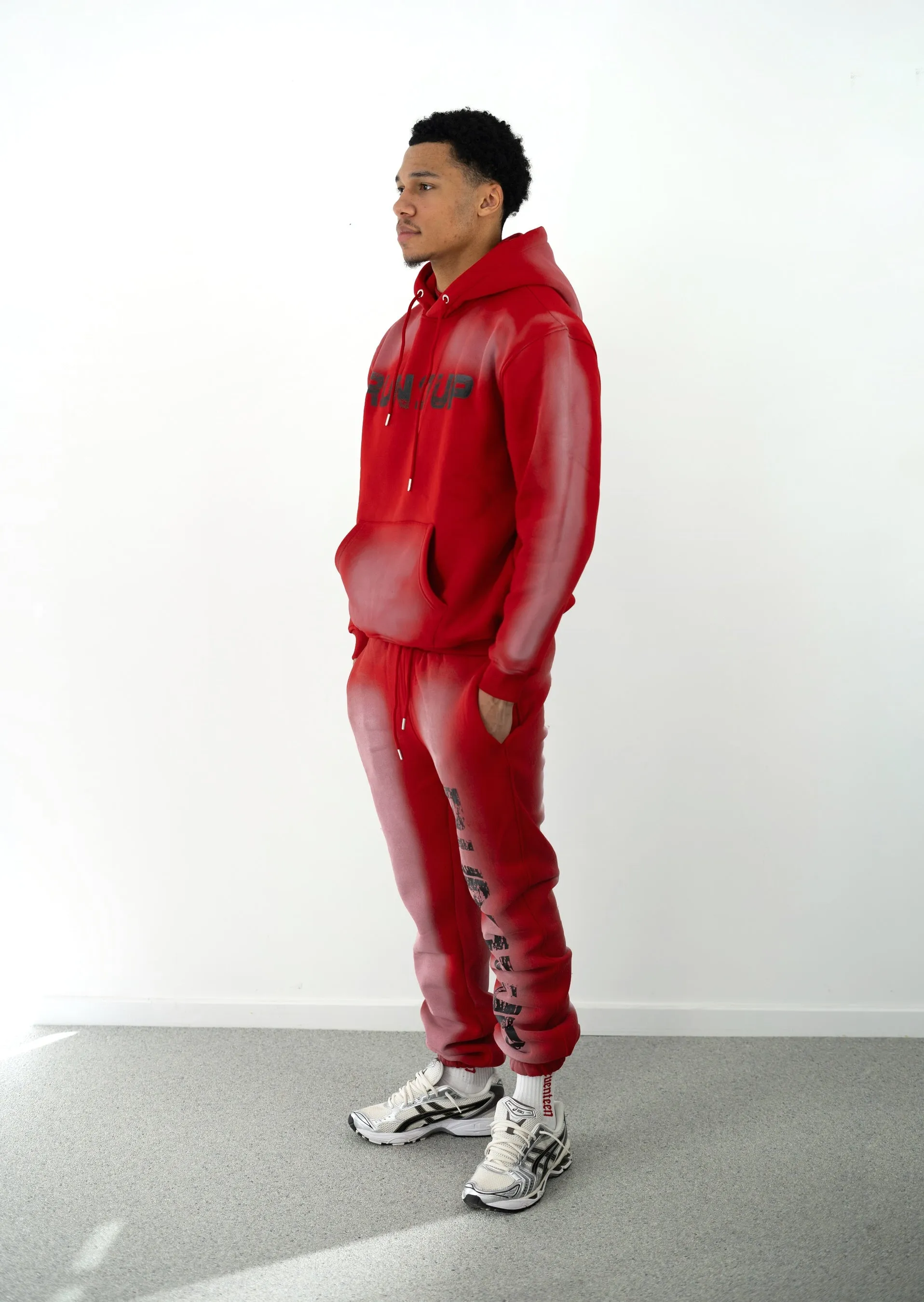 Run 17 Up Red Spray Print Pants