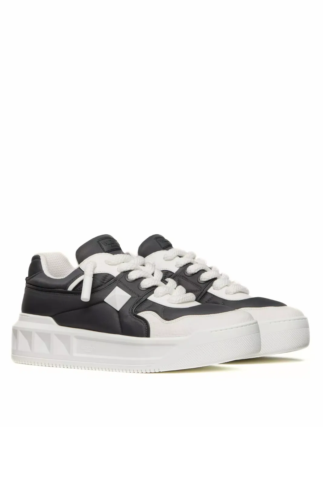 Valentino Garavani Sneakers One Stud XL Black White