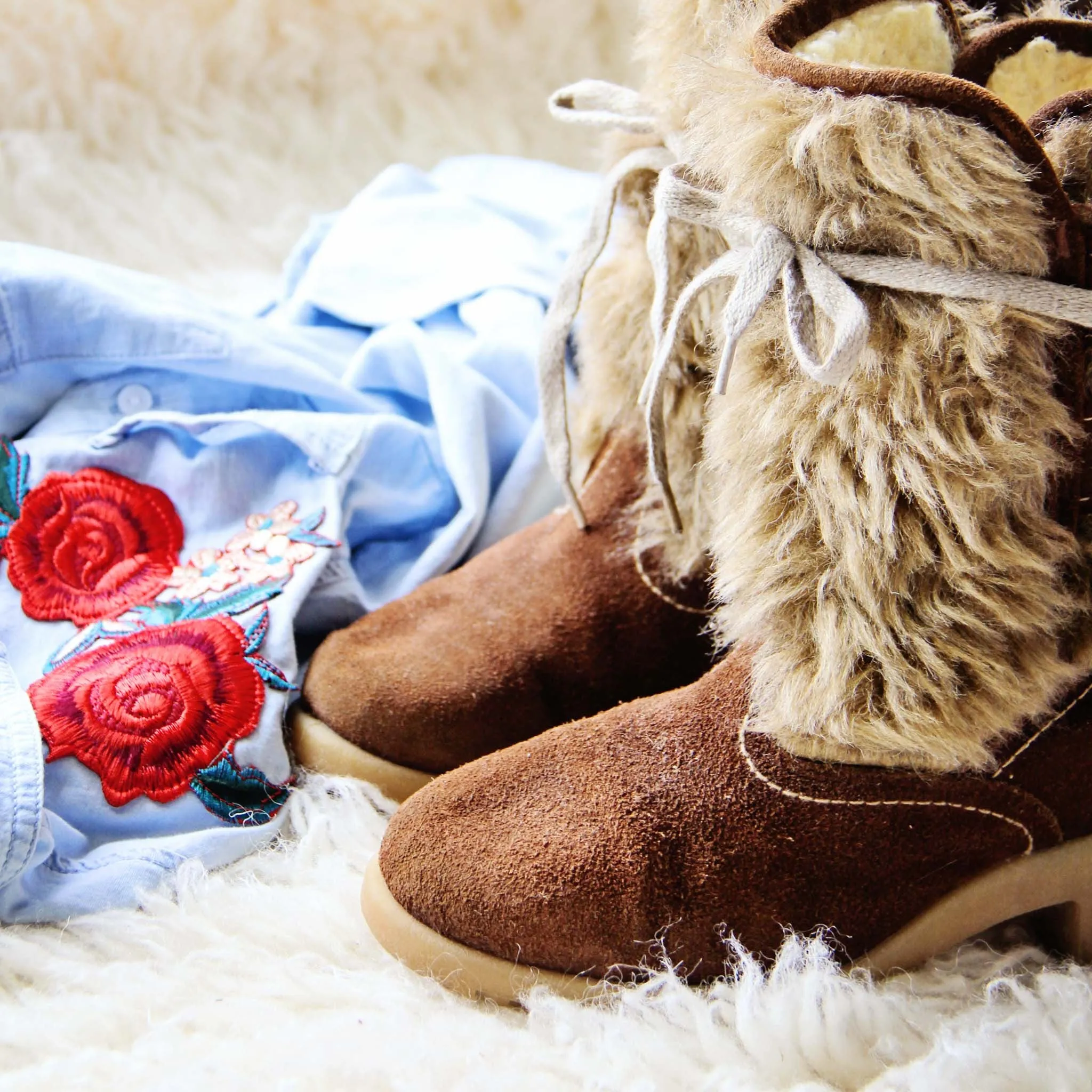 Vintage Snow Moccasins