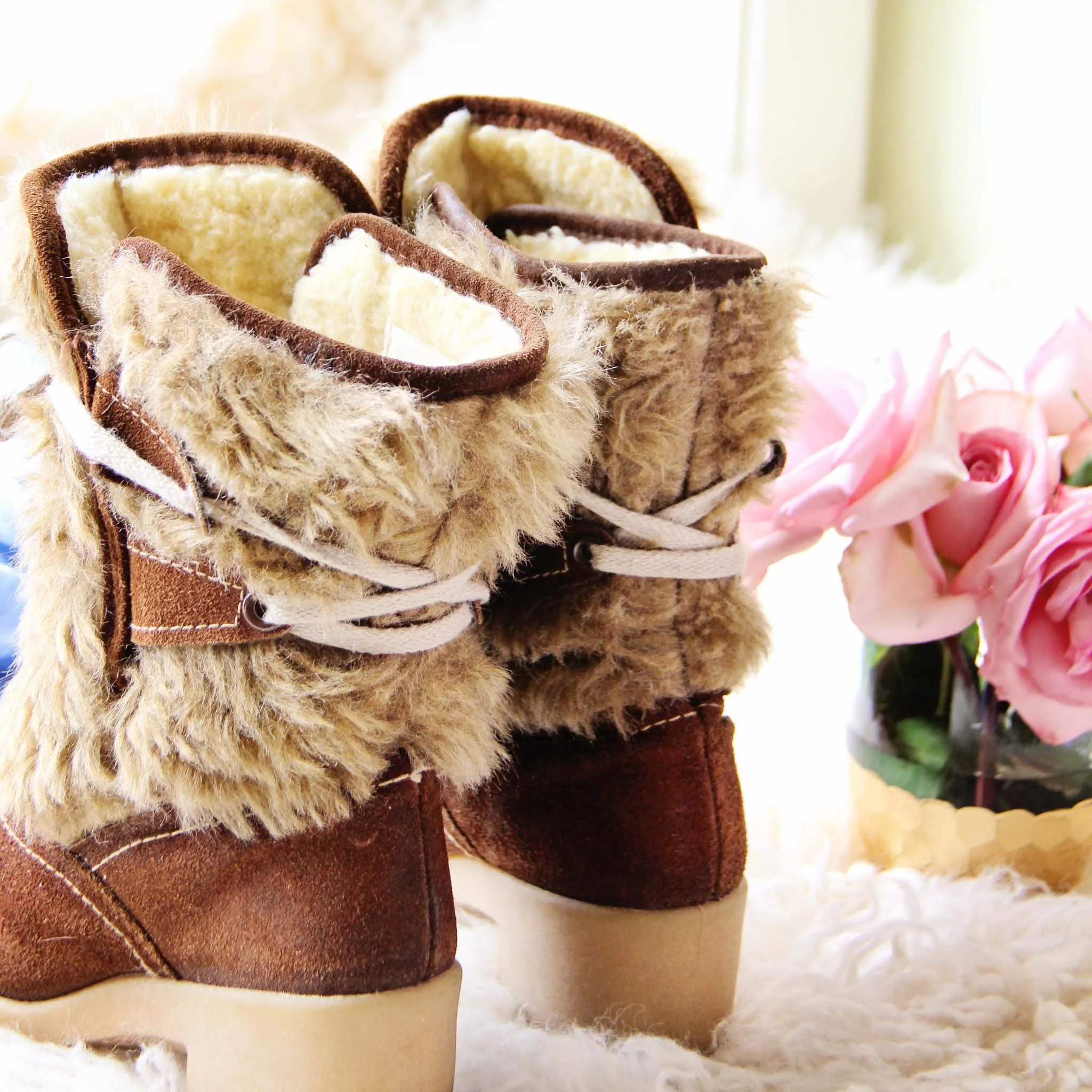 Vintage Snow Moccasins