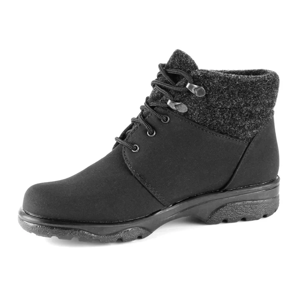 Women's Trek Hiker Boot Black